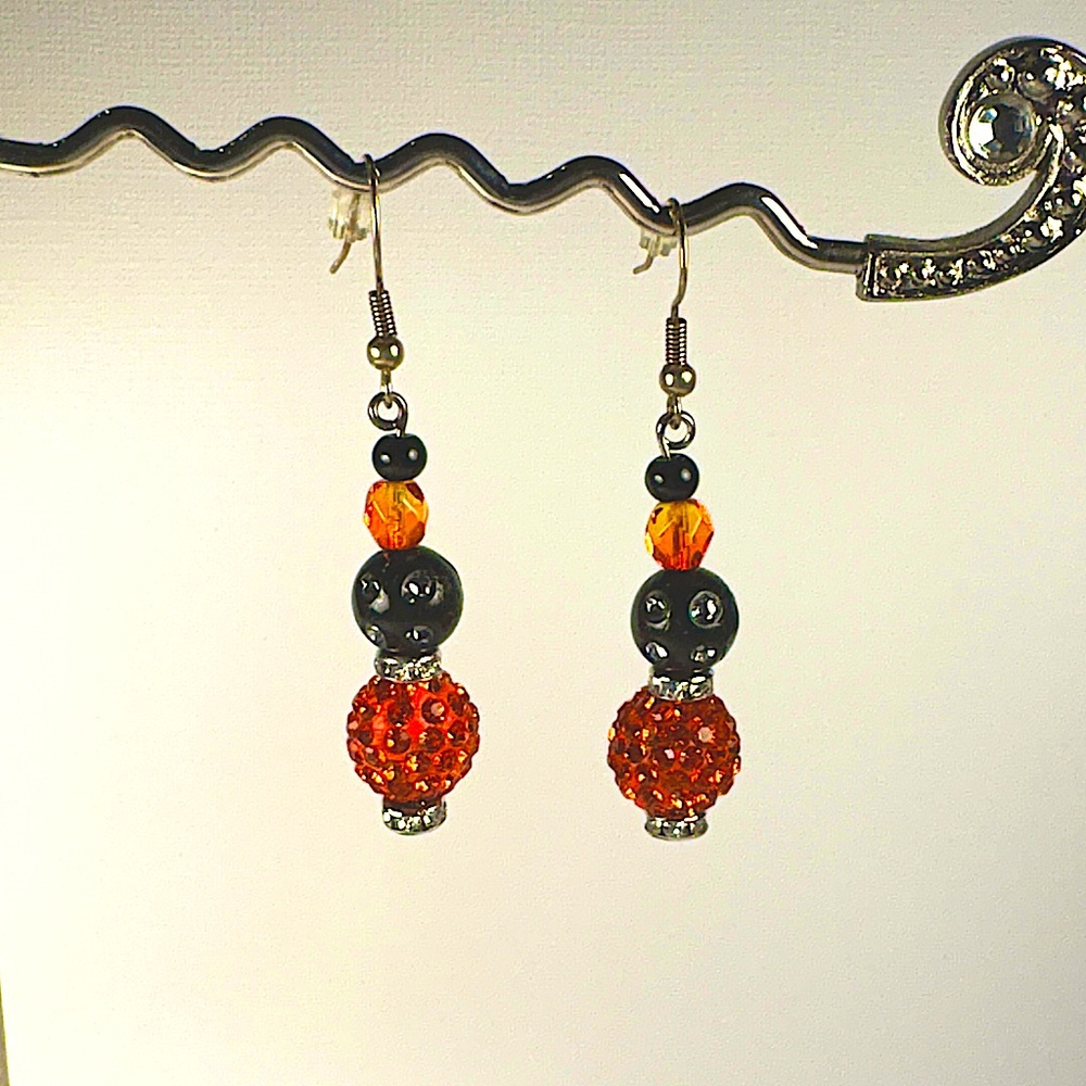 HALLOWEEN/AUTUMN Earrings Pierced Handcrafted Orange/Black Glass Beads +Sparkles